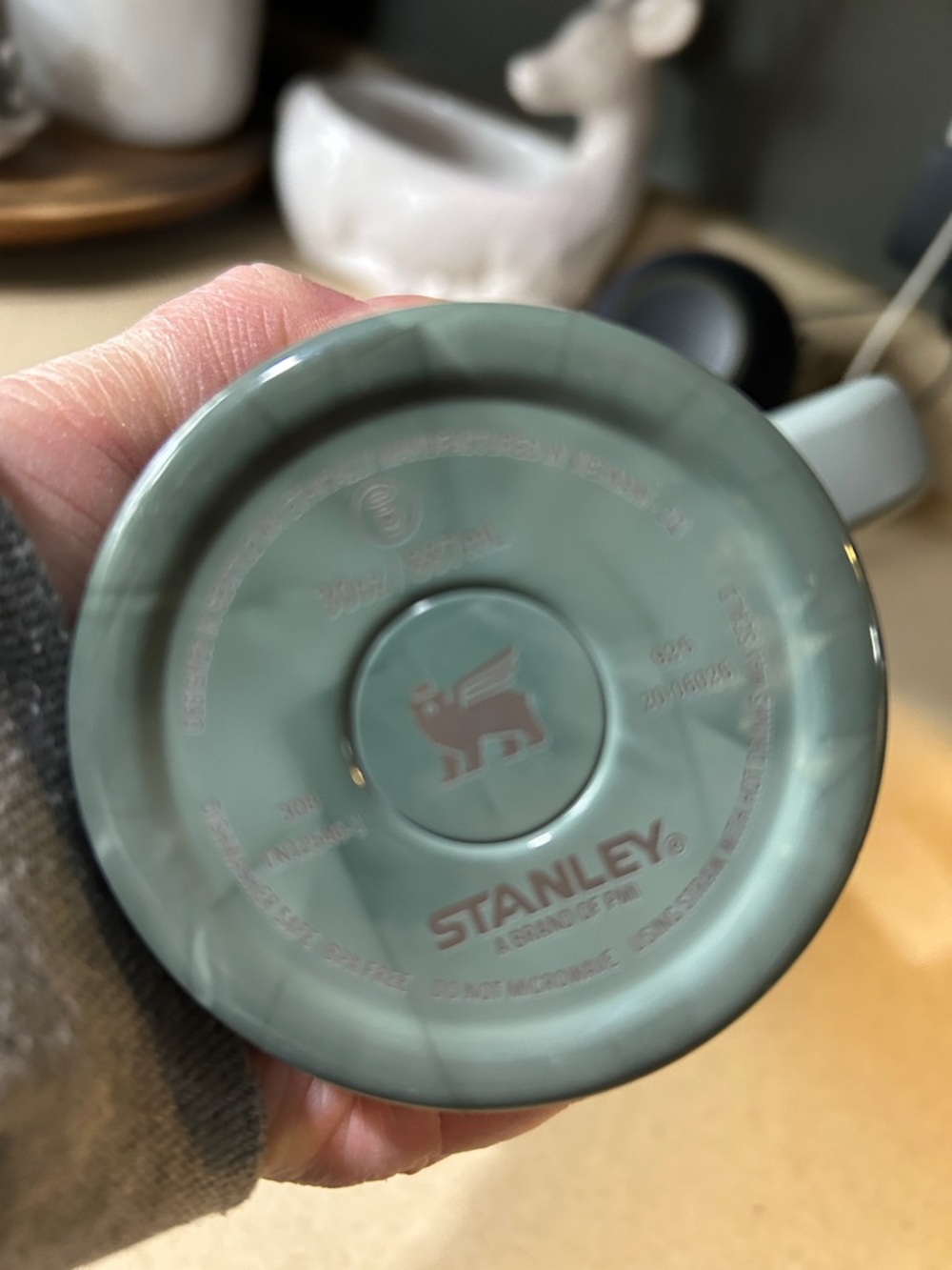 Stanley Sage Green Marble Agate Travel Tumbler with Handle & Straw 30oz - Picture 6 of 6